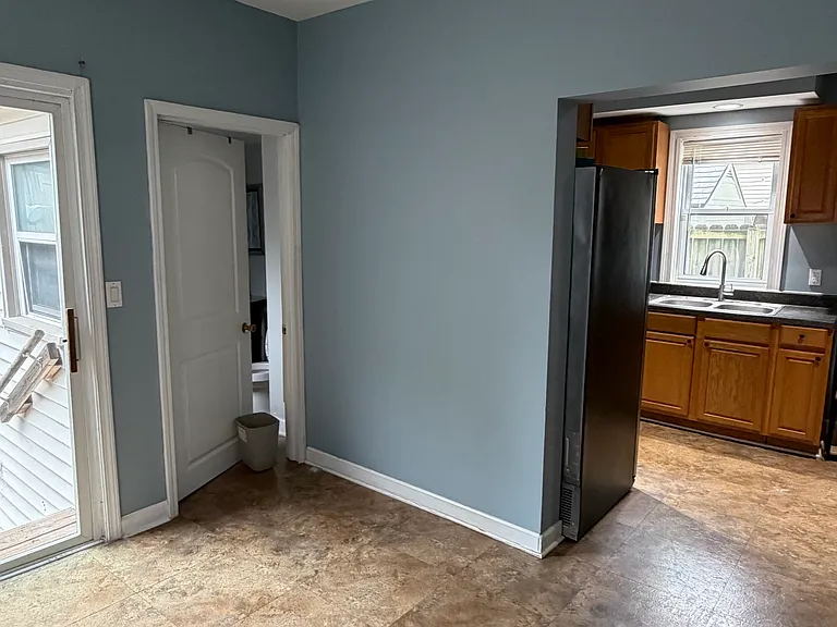 650 Innes St NE — Photo 38