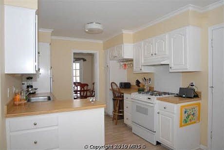 2nd image of 1815 Abbotsford Dr