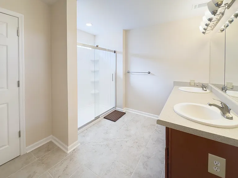12 Cassidy Ct — Photo 18