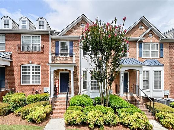 4th image of 1807 Dunrobin Dr SE #33
