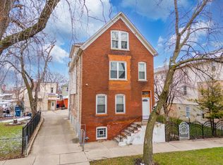 145 N 21st Ave, Melrose Park, IL 60160