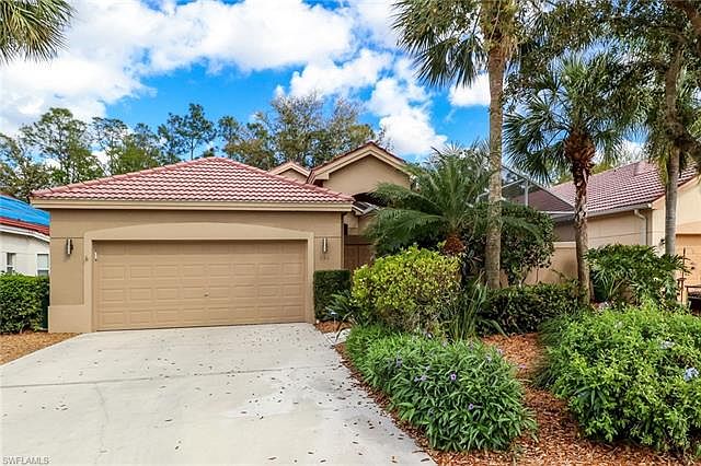 1st image of 284 Sabal Lake Dr