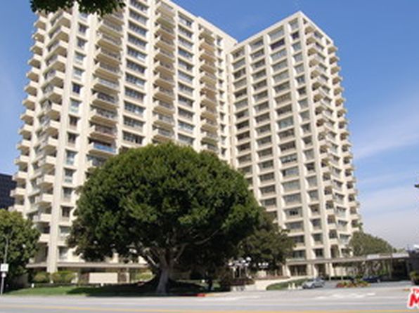2160 Century Park E APT 502