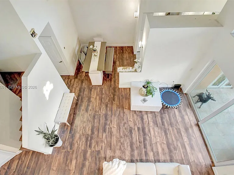 16339 Malibu Dr #22 — Photo 31