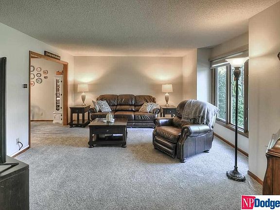 5th image of 15705 Capitol Ave