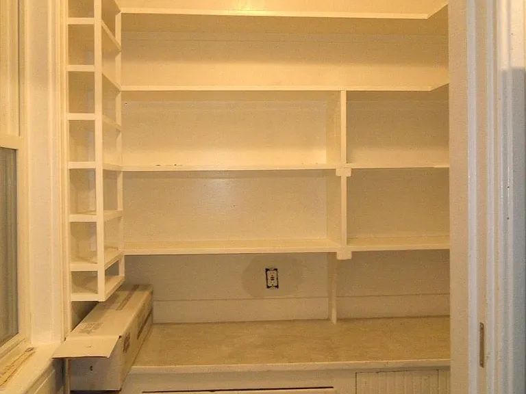 105 Oliver St #2 — Photo 12