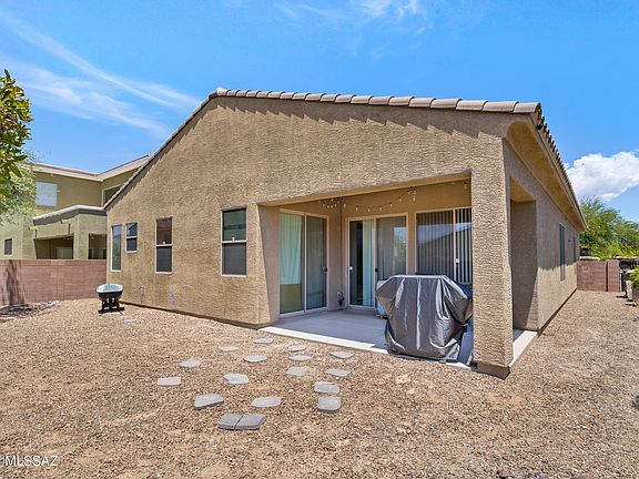 4th image of 10072 E Denver Hill Dr
