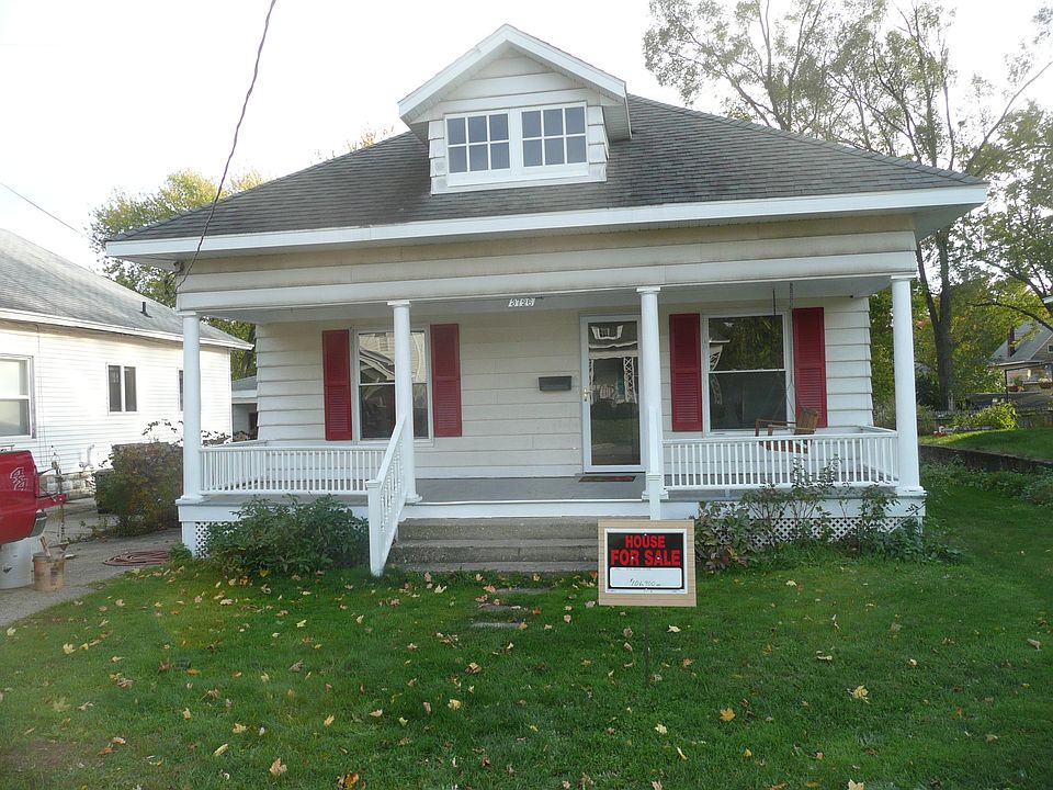 1st image of 3726 Crystal St SW