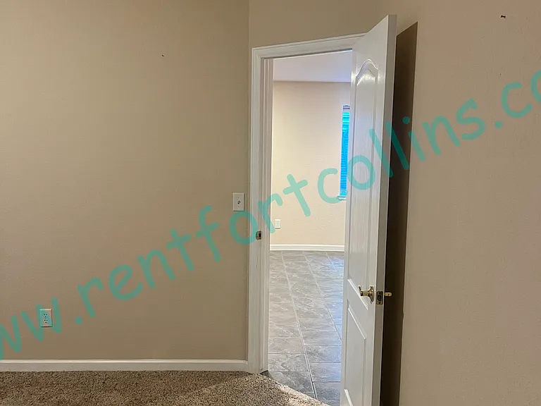 8089 Lighthouse Ln — Photo 40