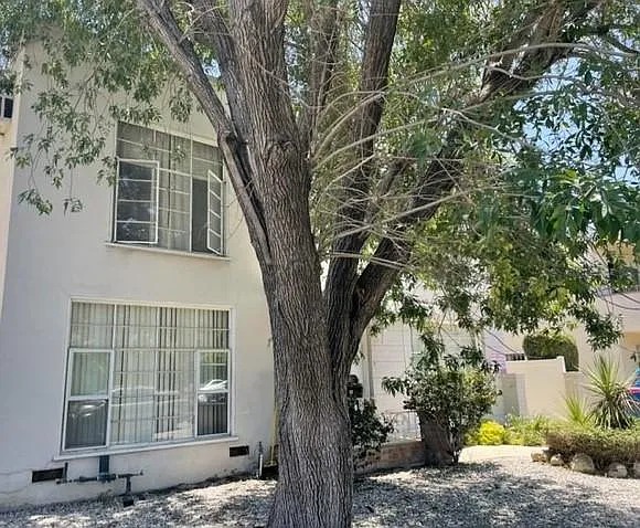 Building Photo - 1122 S Clark Dr #3