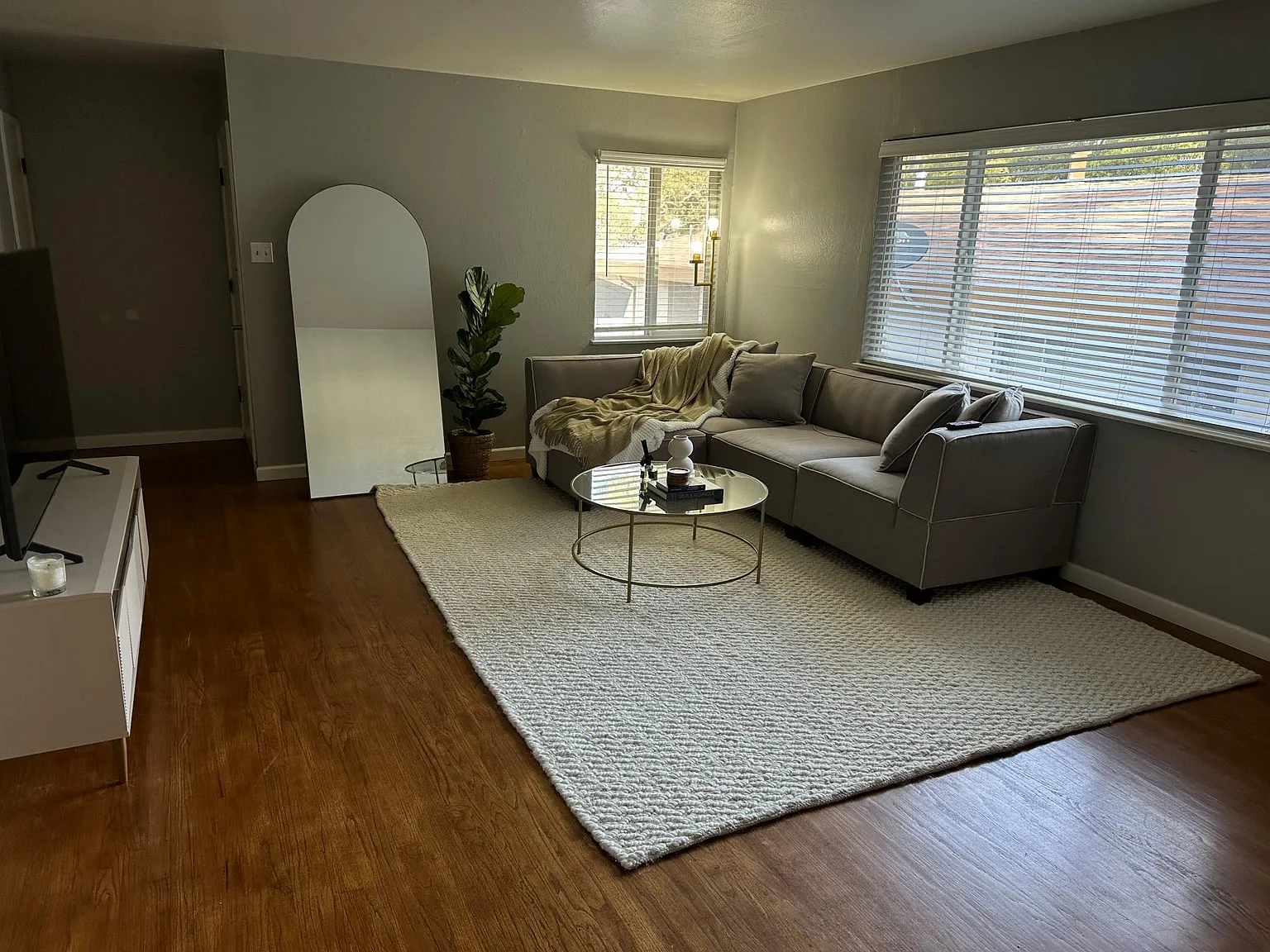 3522 Seminary Ave — Photo 3