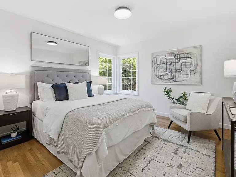 410 Wilton Ave — Photo 14