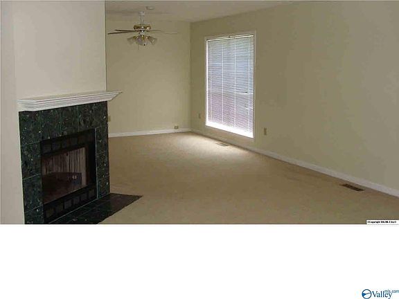 3rd image of 100 Medicine Bend Ct