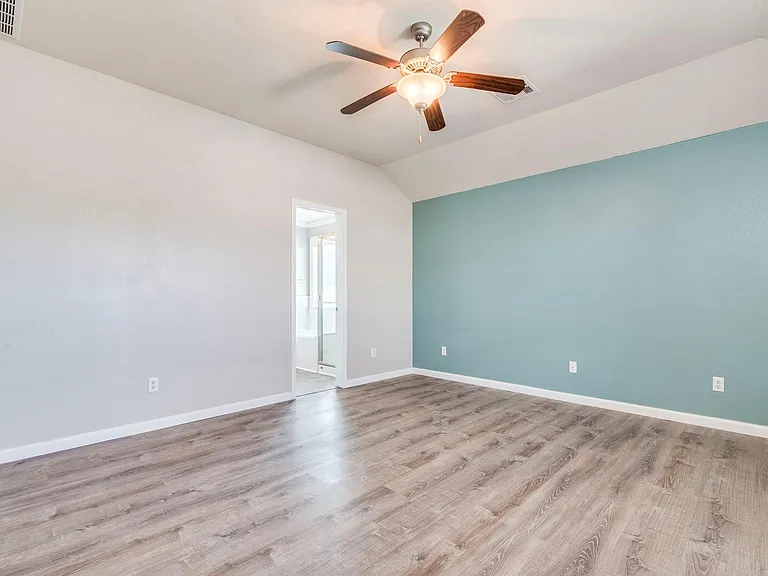 154 Flagstone Trl — Photo 16