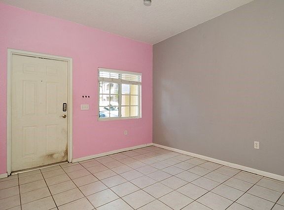 5th image of 2020 Taylor St #4C