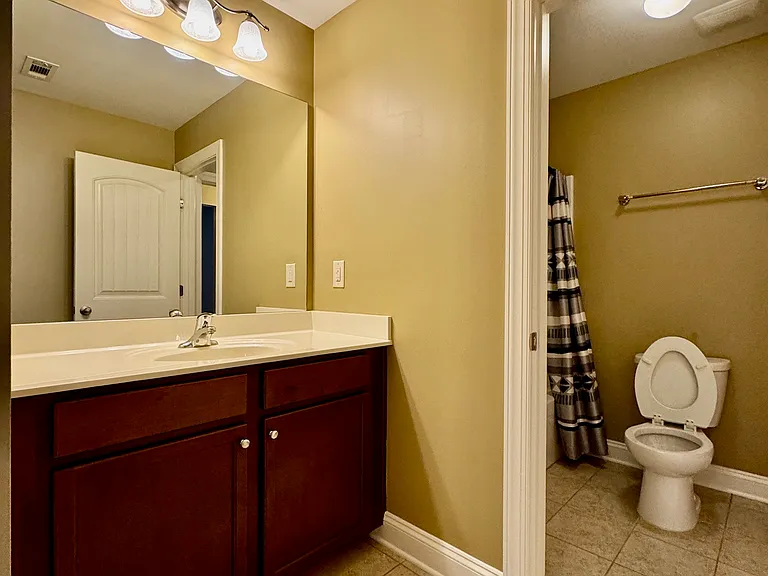 1514 Chelsea Falls Ln — Photo 25