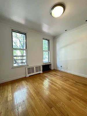 Rented by CitySites Real Estate Group | media 10