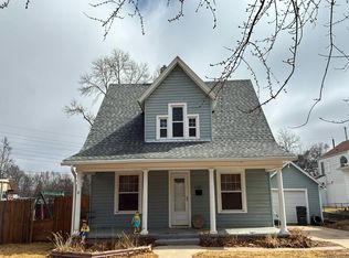 2102 S Magnolia St, Sioux City, IA 51106