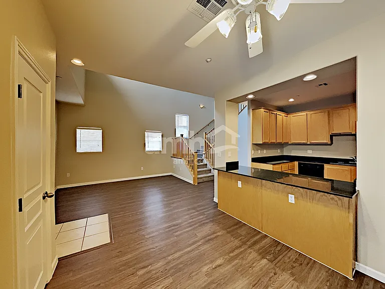 10486 Tuscany Rose Ct — Photo 6