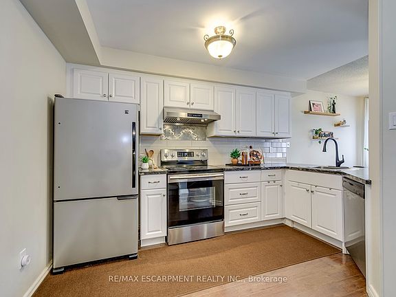 5th image of 2549 Addingham Cres