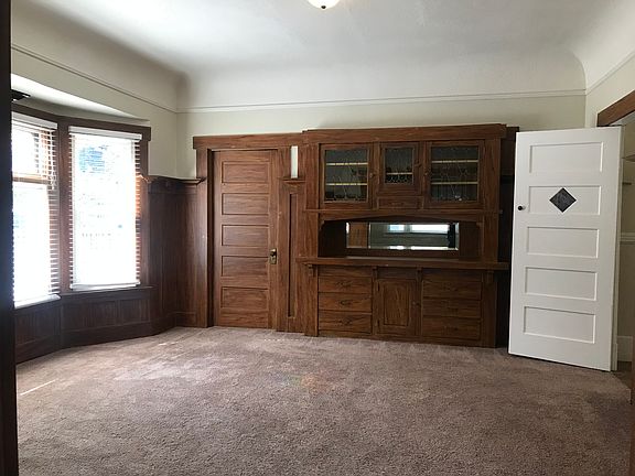 5th image of 547 Vine St