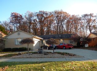 34371 Claudia Ct, Westland, MI 48185