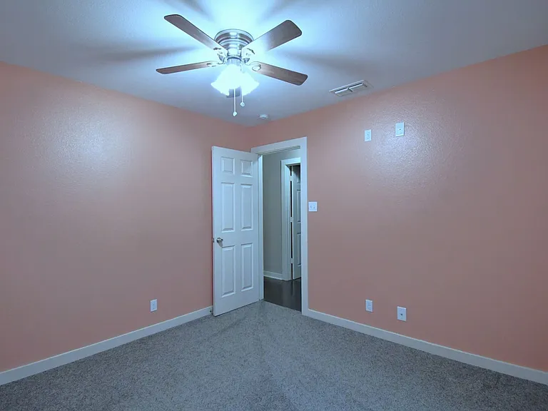 5999 Walnut Hill Dr — Photo 20