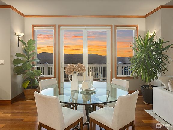 3rd image of 2449 NE Davis Loop