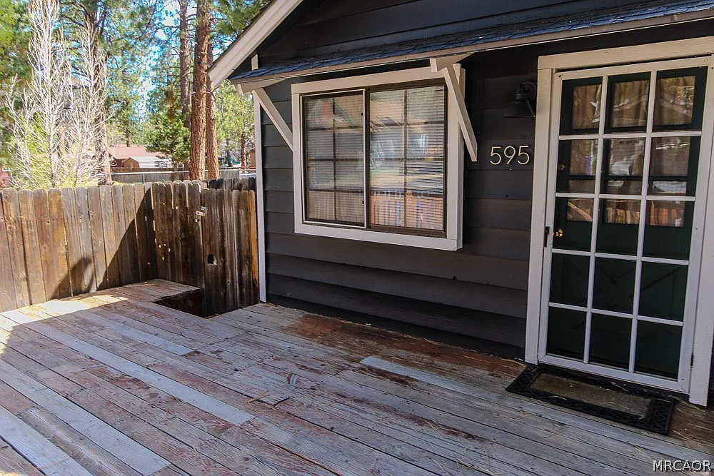 2 bed, 1.0 bath, 588 sqft, $1,550 — Photo 2