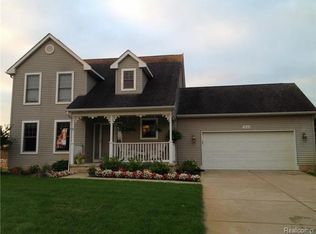 7848 Howard St, Whitmore Lake, MI 48189