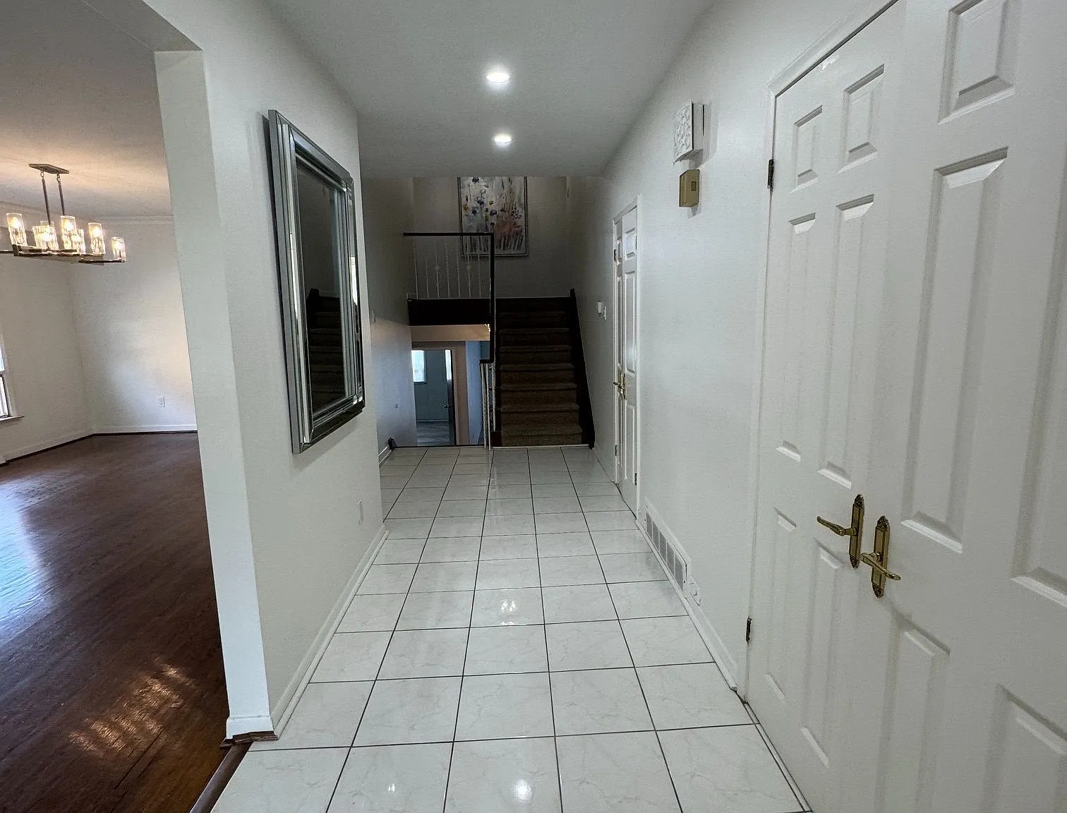 4 bed, $5,500 — Photo 2