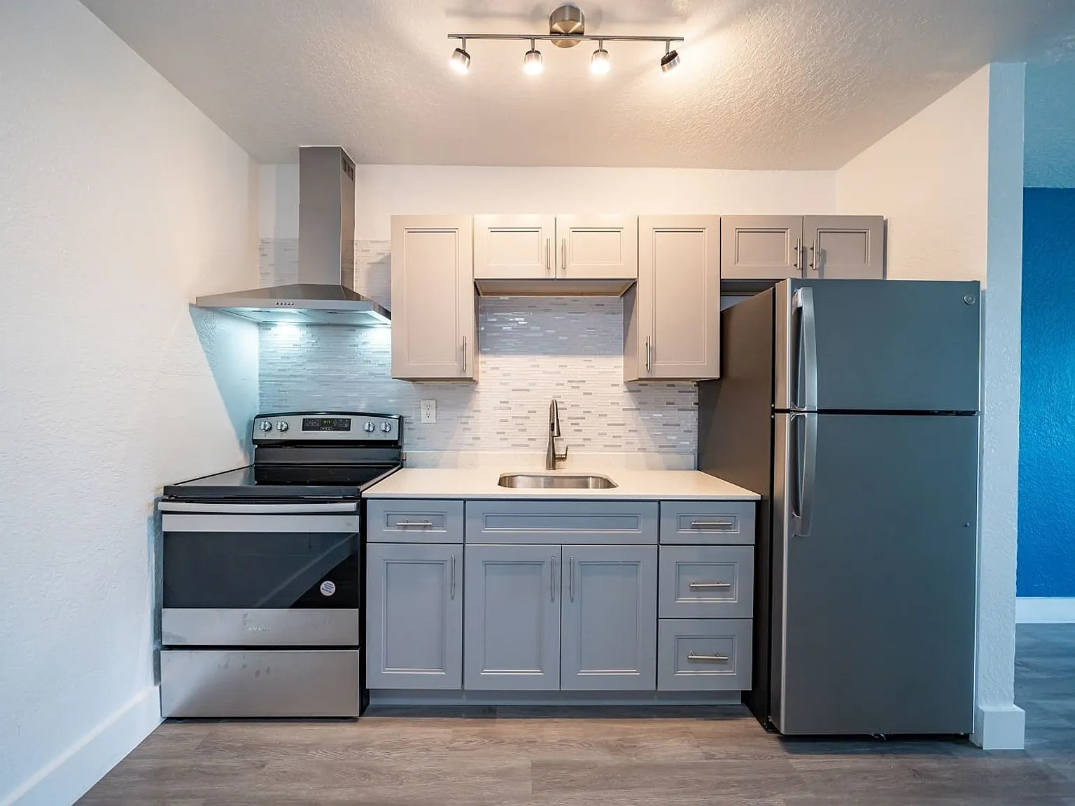 Keybay Apartments — Photo 4