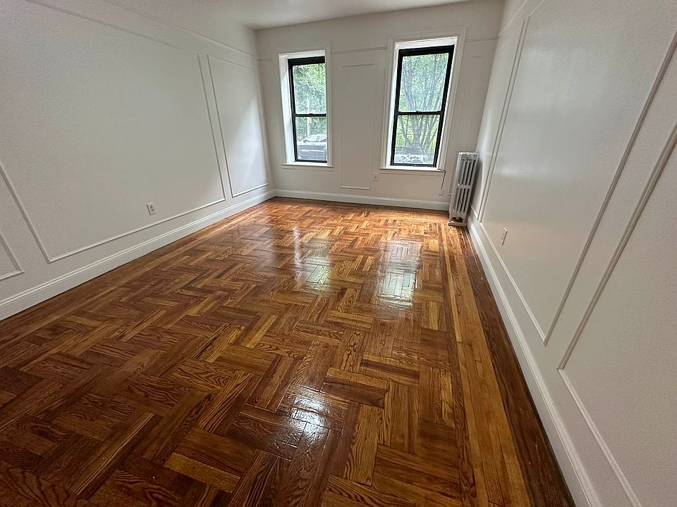2nd image of 3204 Holland Ave APT 4J