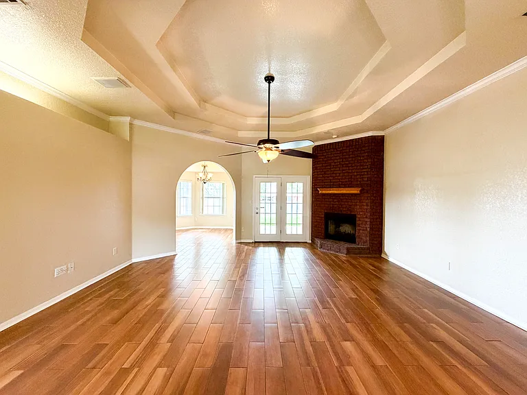 4512 Crested Butte Dr — Photo 7