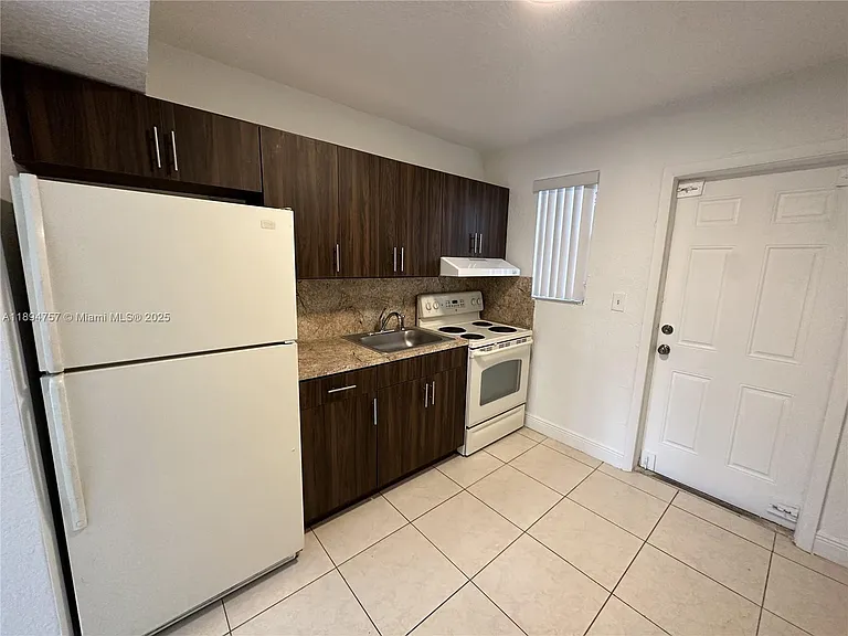 1851 Ali Baba Ave #4 — Photo 3