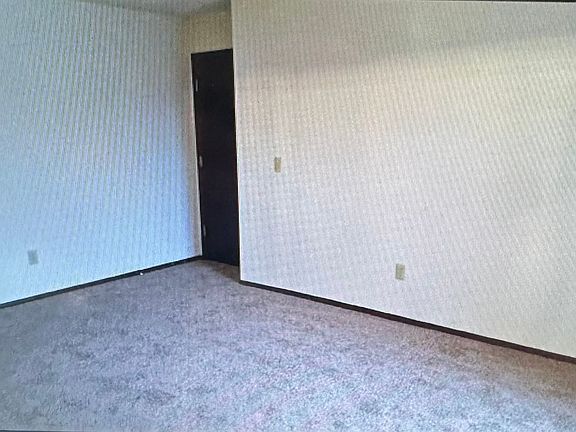 4th image of 200 5th Ave N APT 208