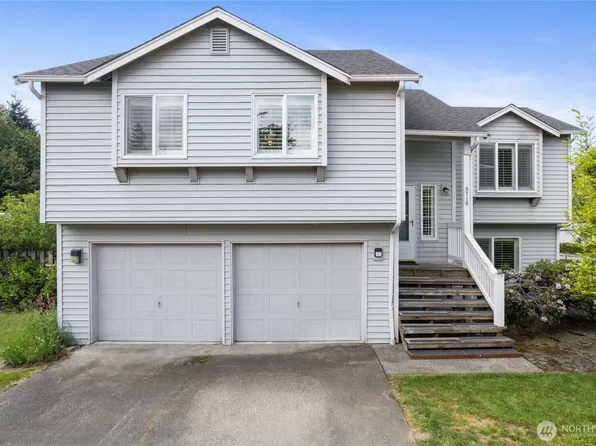 9716 66th Avenue E, Puyallup, WA 98373