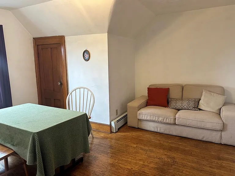 268 Humphrey St #3 — Photo 2