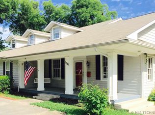 1310 Stanley St SW, Ardmore, OK 73401