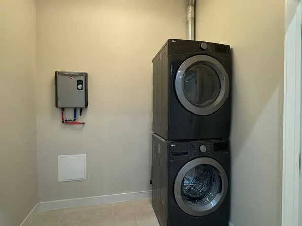 3605 Bergenline Avenue image 7 of 9