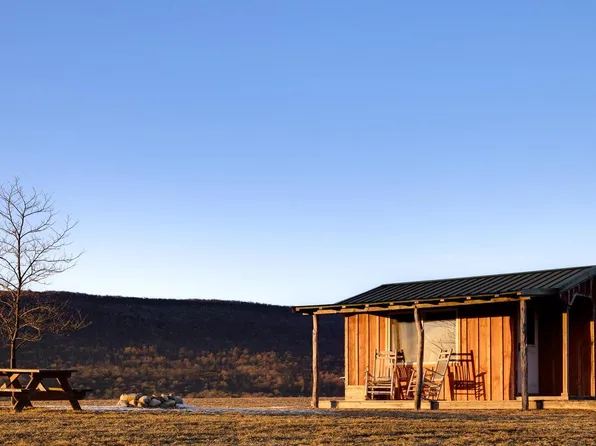 333 New Bethel Church Rd, Kempton, PA 19529