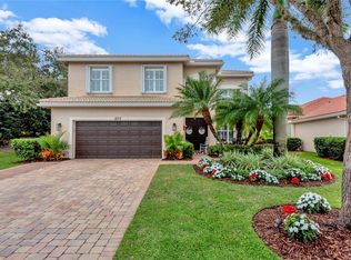 1835 Grey Falcon Cir SW, Vero Beach, FL 32962