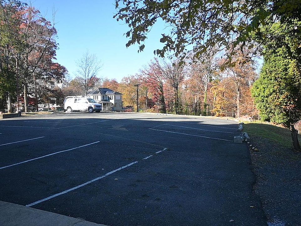 1st image of 22 Street NE
