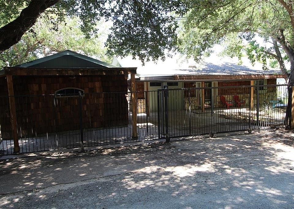 1st image of 4303 Lakeshore Dr