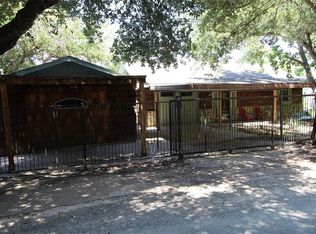 4303 Lakeshore Dr, Granbury, TX 76048