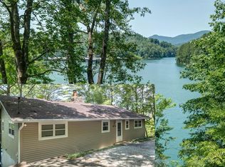 85 Hillside Dr, Murphy, NC 28906