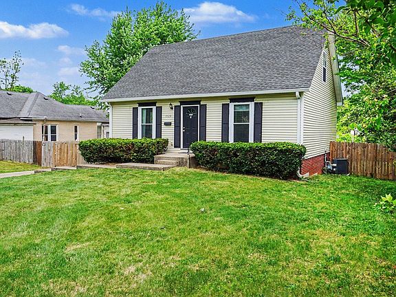 2nd image of 1529 Versailles Rd