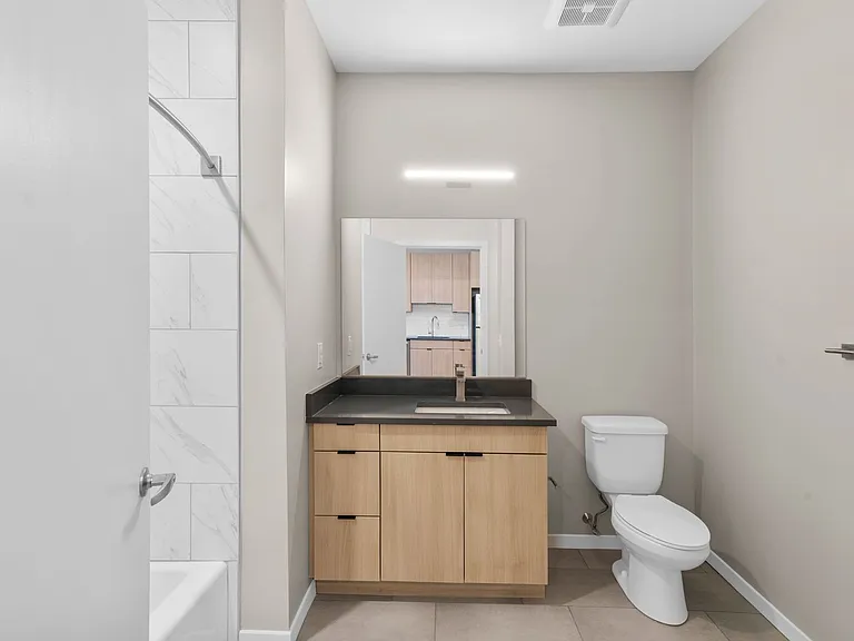 The Keystone Apartments — Photo 157