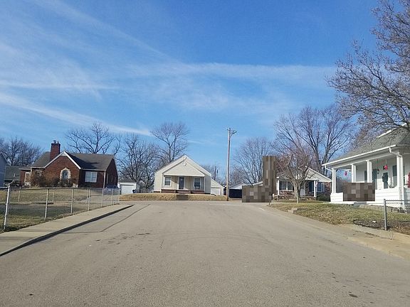 5th image of 119 N 8th St