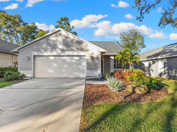1422 Trail Boss Ln, Brandon, FL 33511
